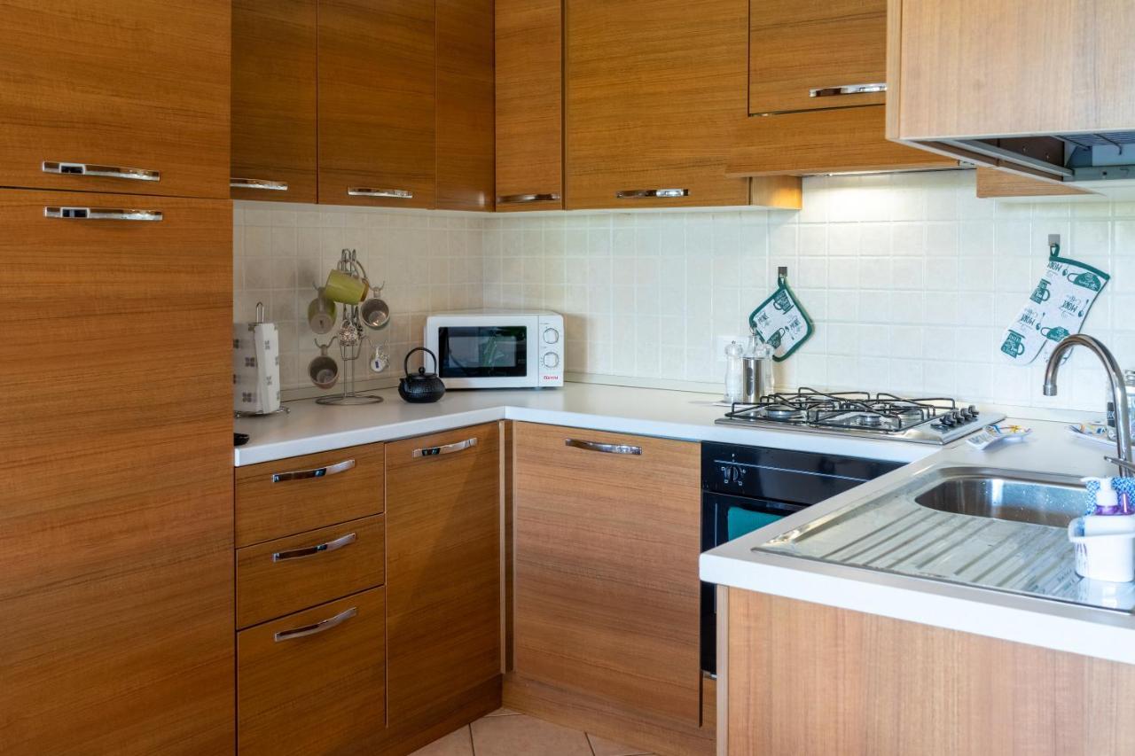 Il Borgo Appartamenti Ольбия Экстерьер фото